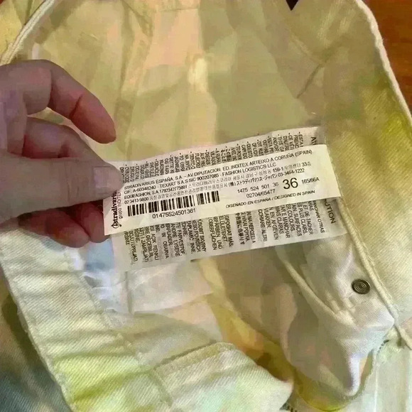 NWT Stradivarius Yellow Tye Dye Raw Hem Jeans. Size 4 - Picture 8 of 12